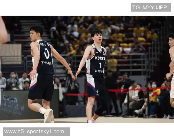 李贤重狂砍33分14篮板赛前准备充分解说员称其为比赛关键人物 李贤重狂砍33分14篮板赛前准备充分解说员称其为比赛关键人物